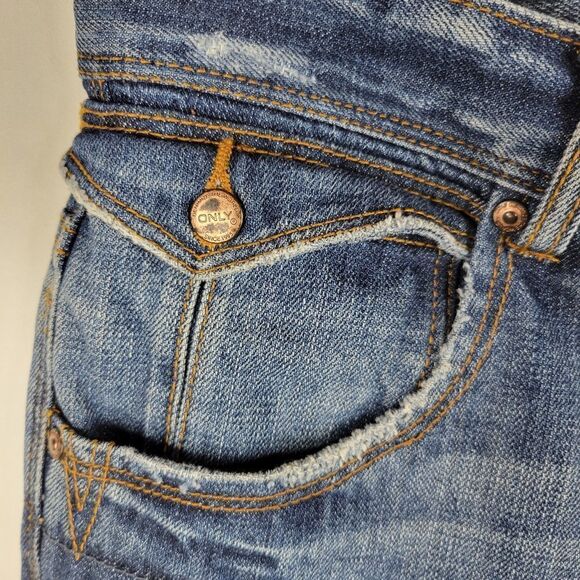 28 ONLY Gwen European distressed OOAK artisan Boyfriend loose fit blue JEANS 32 - Picture 9 of 15